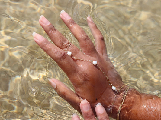 Keshi Pearl Hand Chain