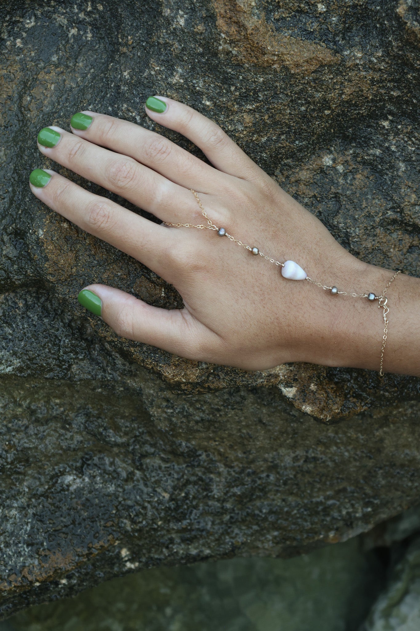 Kalei Hand Chain